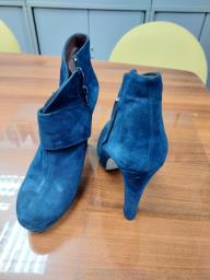 Blue Boot Whigh Heels image 2