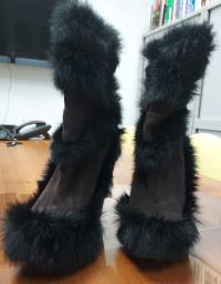 Brown Boots Wblack Fur big Discount image 1