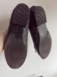 Chanel black quilted flats image 5