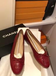 Chanel  Tods  Salvatore Ferragamo image 1