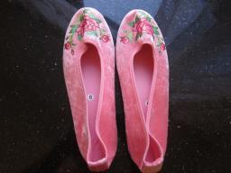Chinese Embroidered Flats - size 55 image 1