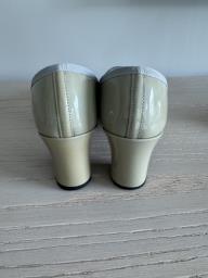 sale of Repetto shoes rarely worn image 4