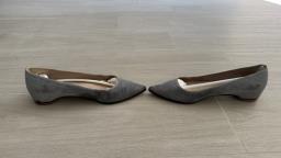 Stuart Weitzman image 2