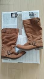 Suede boots size 40 image 2