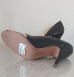 was 1790 inniu was size 37 image 4