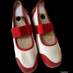 White -red Leather Flat Shoes image 1