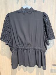 Black lace shortsleeve top image 2