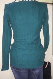 pure cashmere knitted sweater image 3