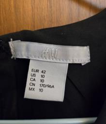 H m black dress image 3