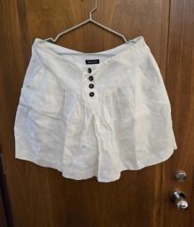 massimo dutti white short pants image 1