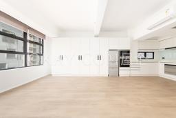 122 Hollywood Road image 2