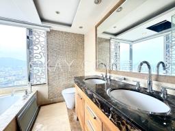 15 Homantin Hill image 10