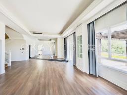 39 Deep Water Bay Road image 3