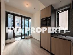 81 Hill Road image 1