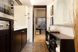 Apartment O image 10