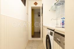 Apartment O image 10