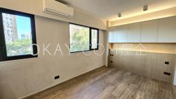 Bellevue Heights image 7