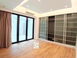 Broom Garden image 5