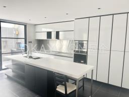 Capital Villa image 3