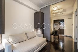 Castle One by V image 3