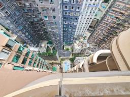 Castle One by V image 10