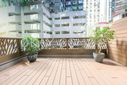 Castle One by V image 2