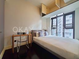 Castle One by V image 3