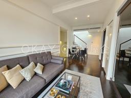 Castle One by V image 2