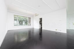 Chelsea Court image 4