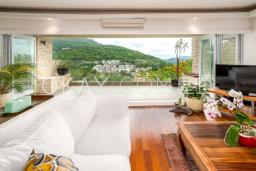 Clearwater Bay Apartments image 9