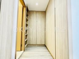 Clovelly Court image 9