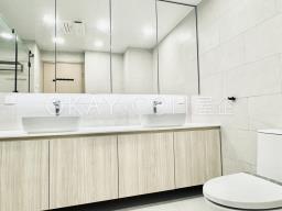 Clovelly Court image 10