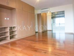 Clovelly Court image 6