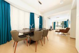 Eaton Residence image 3