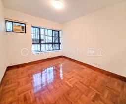Elegant Terrace image 10