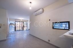 Elegant Terrace image 2