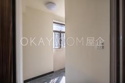 Elegant Terrace image 9