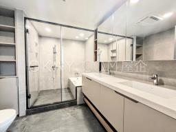 Estoril Court image 5