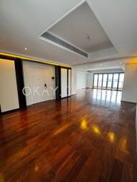 Evergreen Villa image 4
