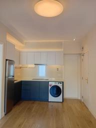 Fairview Court image 6