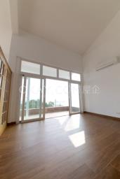Floral Villas image 6