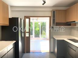 Forest Hill Villa image 3