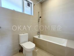 Grosse Pointe Villa image 9