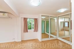 Ham Tin Village image 6