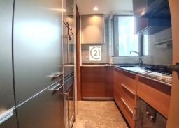 Harbour Glory image 5