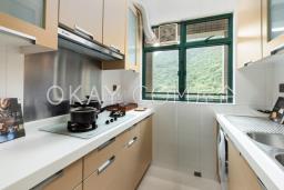 Hillsborough Court image 5