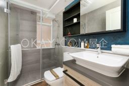 Hillsborough Court image 8