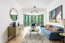 Hillsborough Court image 1