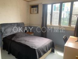 Hilton Towers image 6