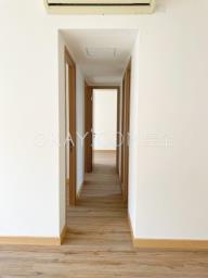 Island Crest image 7